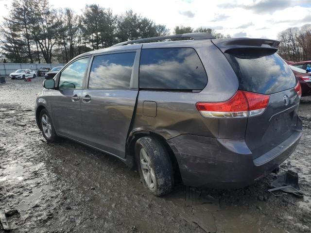 2011 Toyota Sienna LE