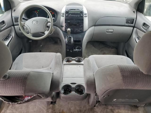 2006 Toyota Sienna CE