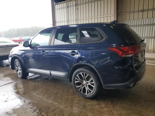 2017 Mitsubishi Outlander ES