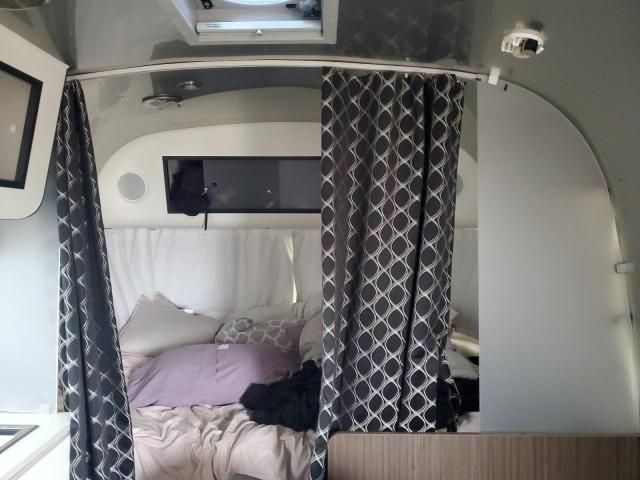 2022 Airstream Caravel