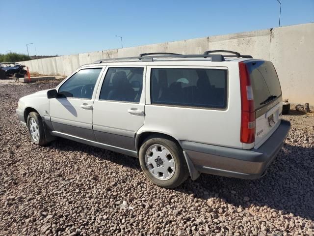 2000 Volvo V70 XC