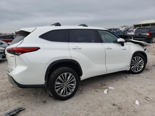 2021 Toyota Highlander Hybrid Platinum