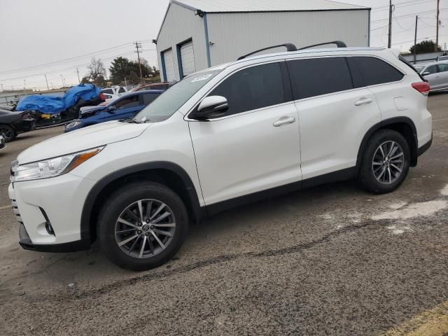 2019 Toyota Highlander SE