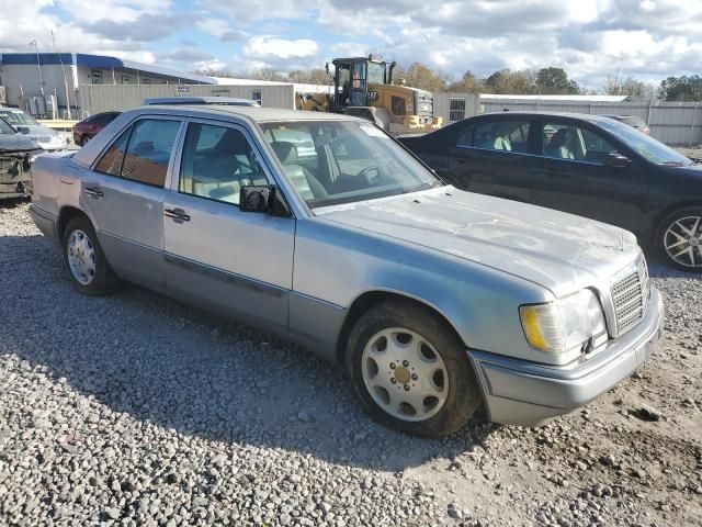 1994 Mercedes-Benz E 320