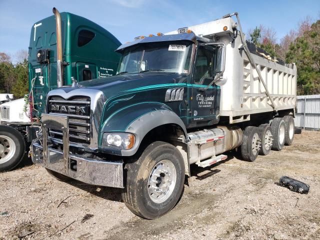 2012 Mack 700 GU700