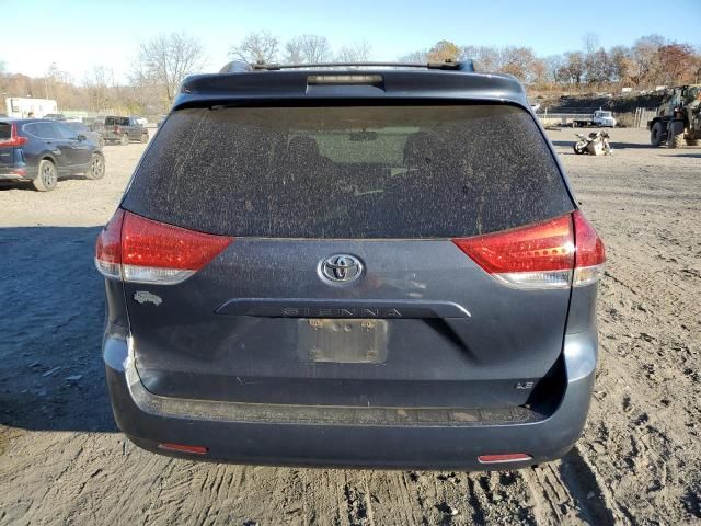 2013 Toyota Sienna LE