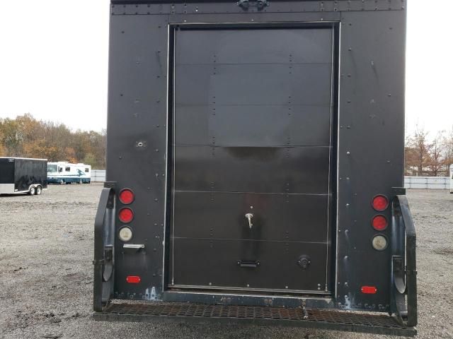 2009 Freightliner Chassis M Line WALK-IN Van