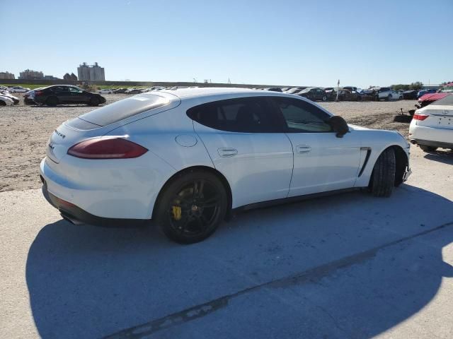 2014 Porsche Panamera 2