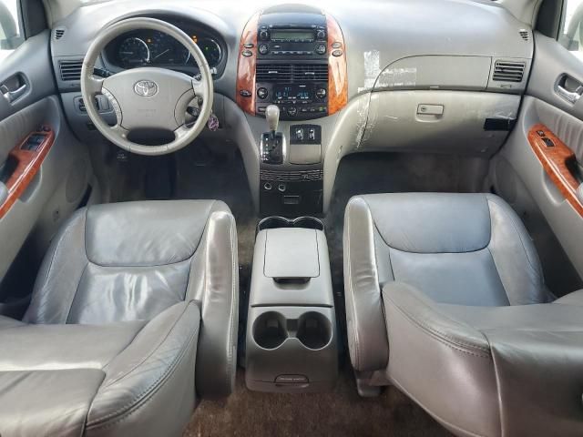 2008 Toyota Sienna XLE