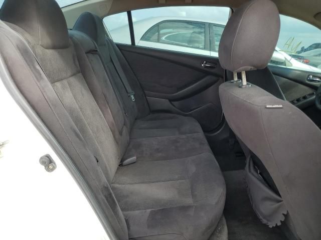 2011 Nissan Altima Base