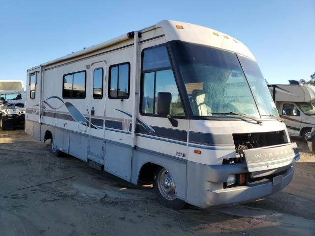 1996 Winnebago 1996 Chevrolet P30