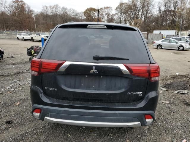 2016 Mitsubishi Outlander SE