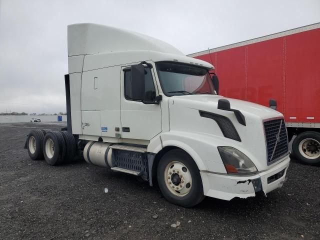 2014 Volvo VN VNL