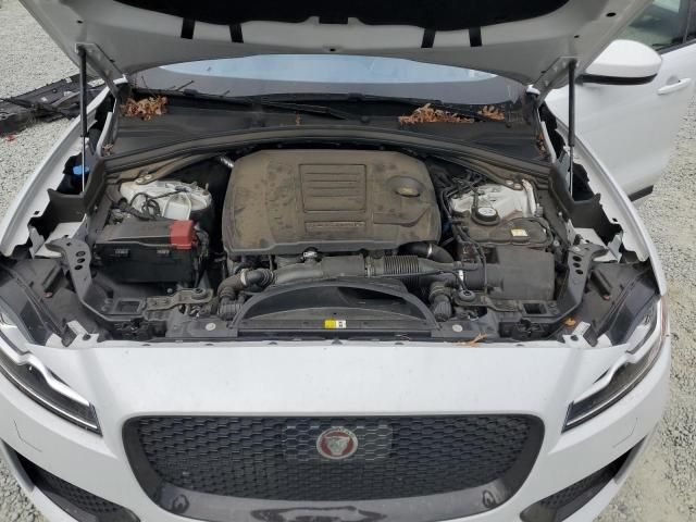 2020 Jaguar F-PACE Checkered Flag