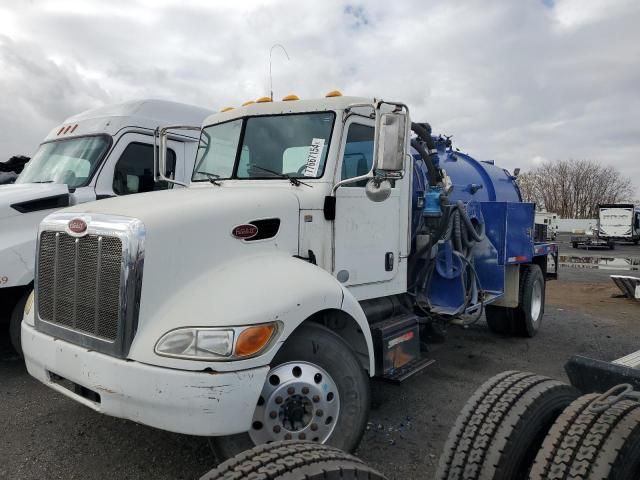 2013 Peterbilt 330