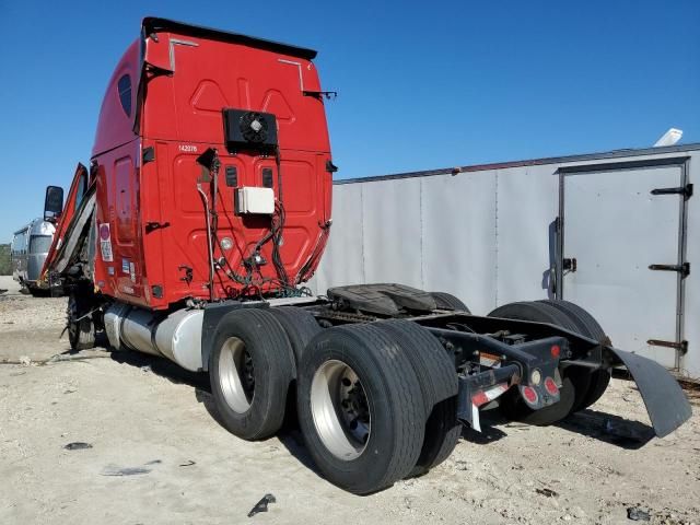 2016 Freightliner Cascadia 125