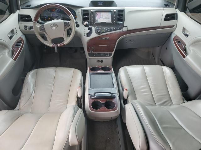 2014 Toyota Sienna XLE