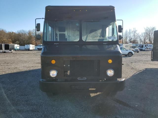 2009 Freightliner Chassis M Line WALK-IN Van