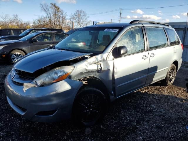 2007 Toyota Sienna CE