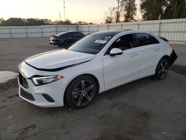 2020 Mercedes-Benz A 220