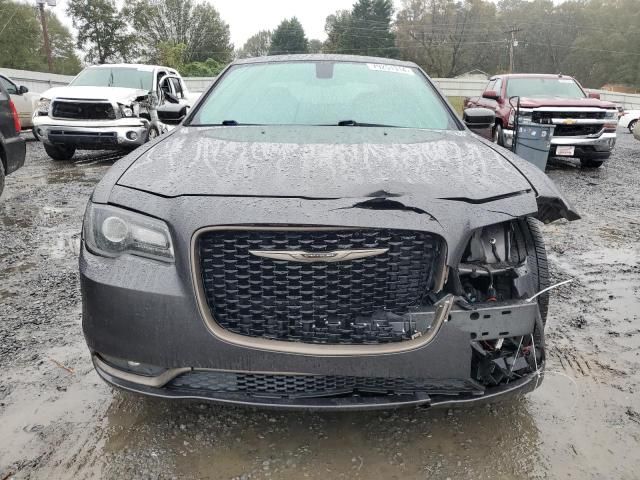 2016 Chrysler 300 S