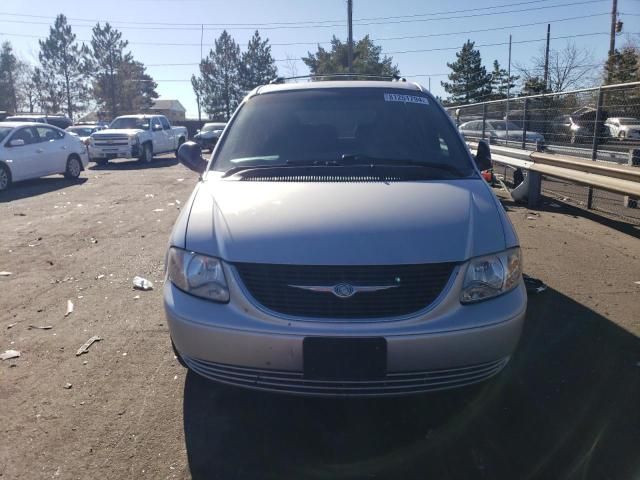 2003 Chrysler Town & Country LX