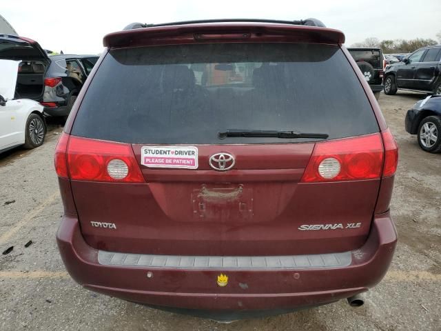 2008 Toyota Sienna XLE