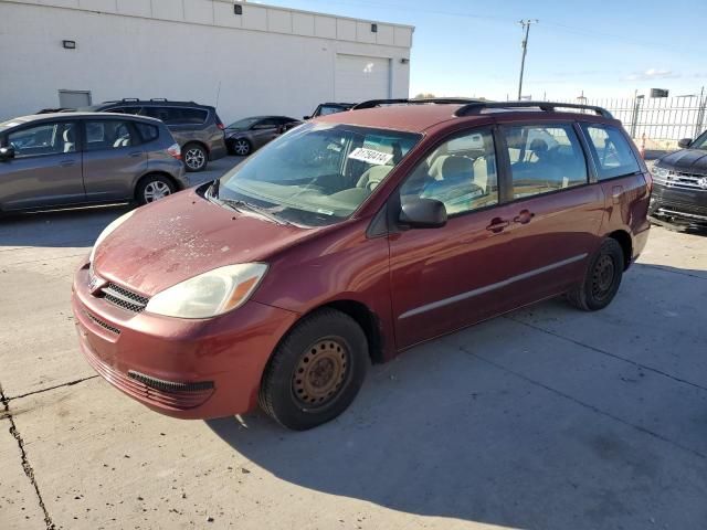 2004 Toyota Sienna CE