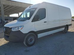 Mercedes-Benz Sprinter Vehiculos salvage en venta: 2023 Mercedes-Benz Sprinter 2500