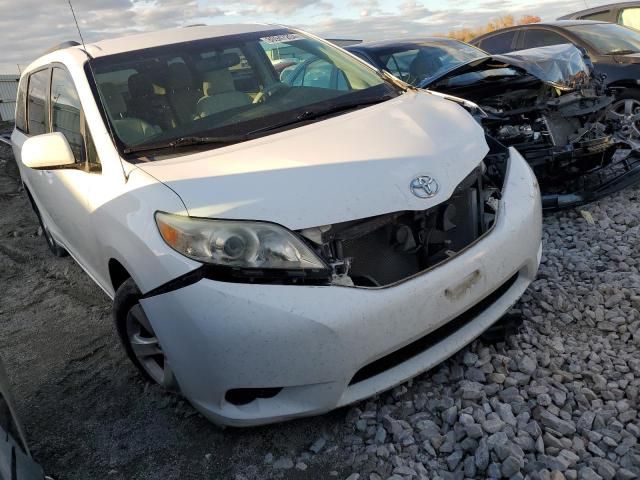 2012 Toyota Sienna LE