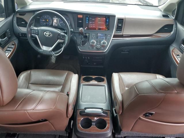 2015 Toyota Sienna XLE