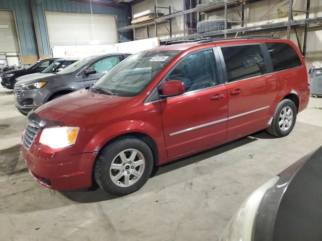 2010 Chrysler Town & Country Touring