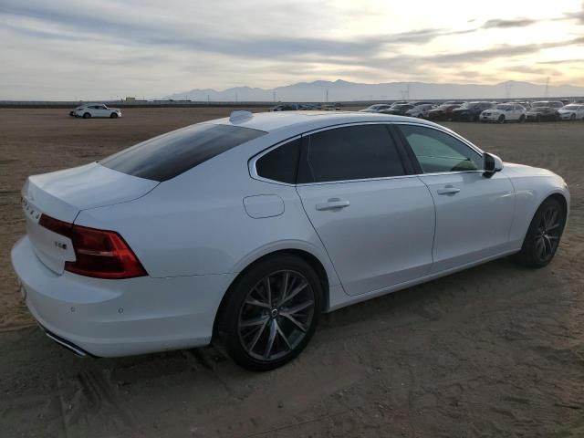 2018 Volvo S90 T6 Momentum