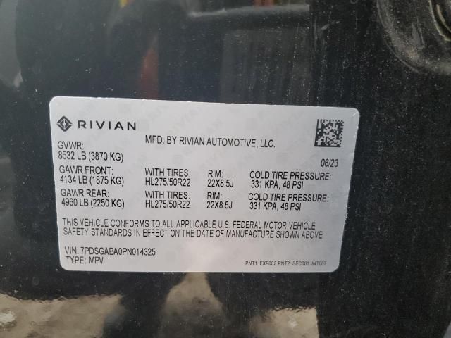 2023 Rivian R1S Adventure