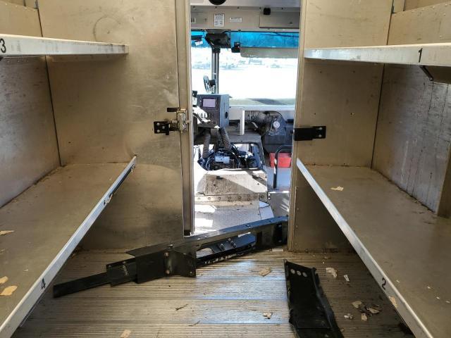 2021 Freightliner Chassis m Line Walk-in van
