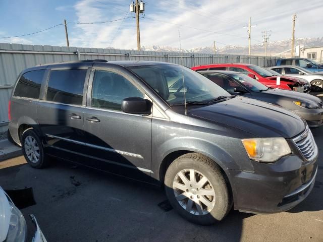 2013 Chrysler Town & Country Touring