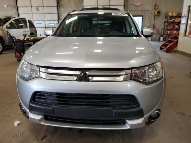 2015 Mitsubishi Outlander SE