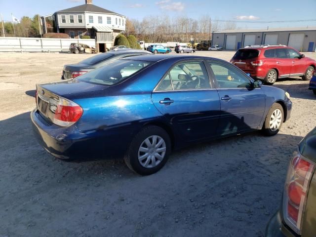 2005 Toyota Camry LE