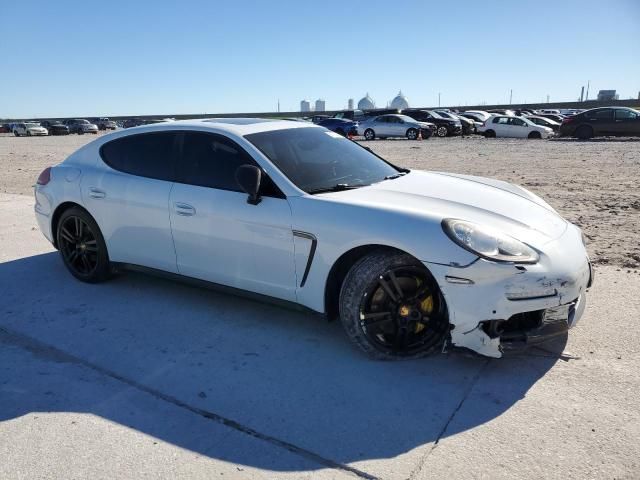 2014 Porsche Panamera 2