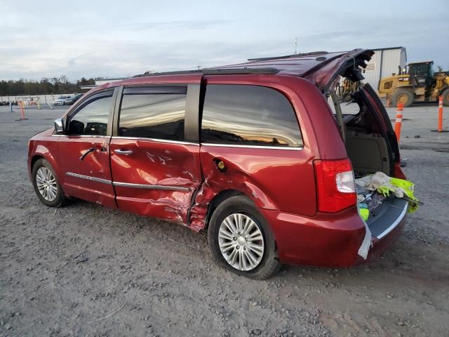 2015 Chrysler Town & Country Touring L