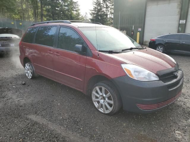 2005 Toyota Sienna CE