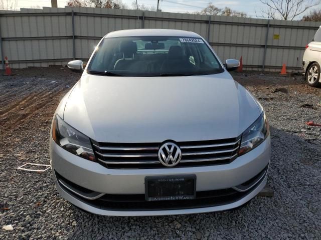 2014 Volkswagen Passat S