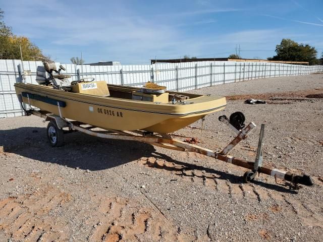 1972 Ebbtide Boat