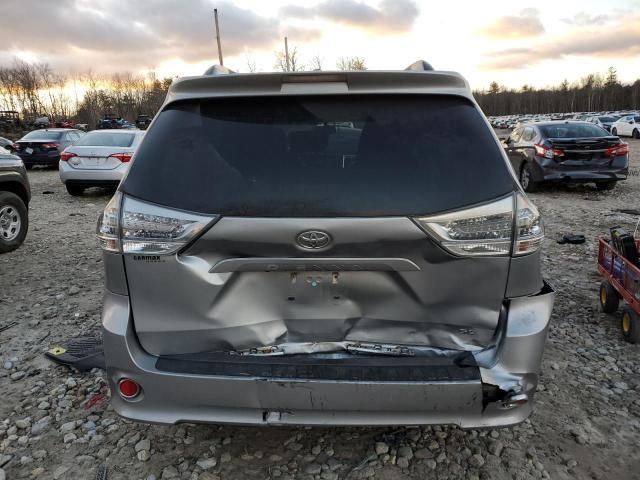 2017 Toyota Sienna SE