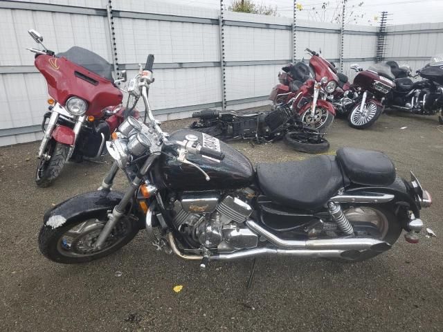 2000 Honda VF750 C