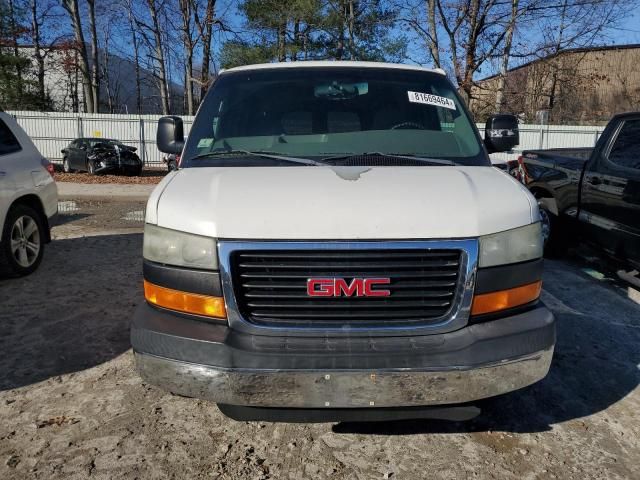 2004 GMC Savana G3500