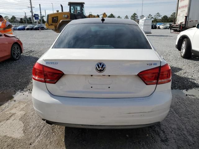 2015 Volkswagen Passat SE