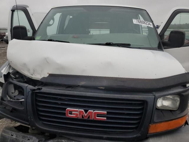 2011 GMC Savana G2500