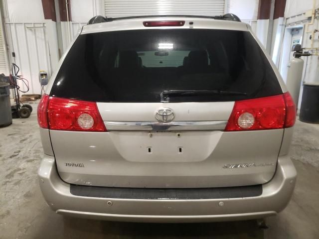 2008 Toyota Sienna XLE