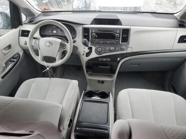 2012 Toyota Sienna LE